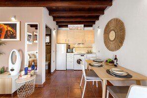 Fridge, microwave, coffee/tea maker, electric kettle