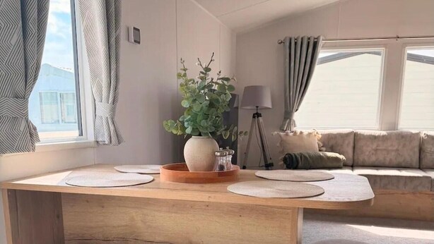 TV, fireplace - Caravan Georgi 3 Bed Balcony (Rhyl)