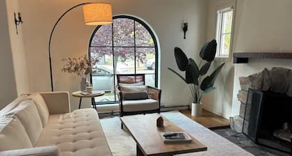 Charming Mediterranean Guest House
