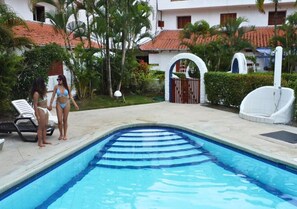 Udendørs pool