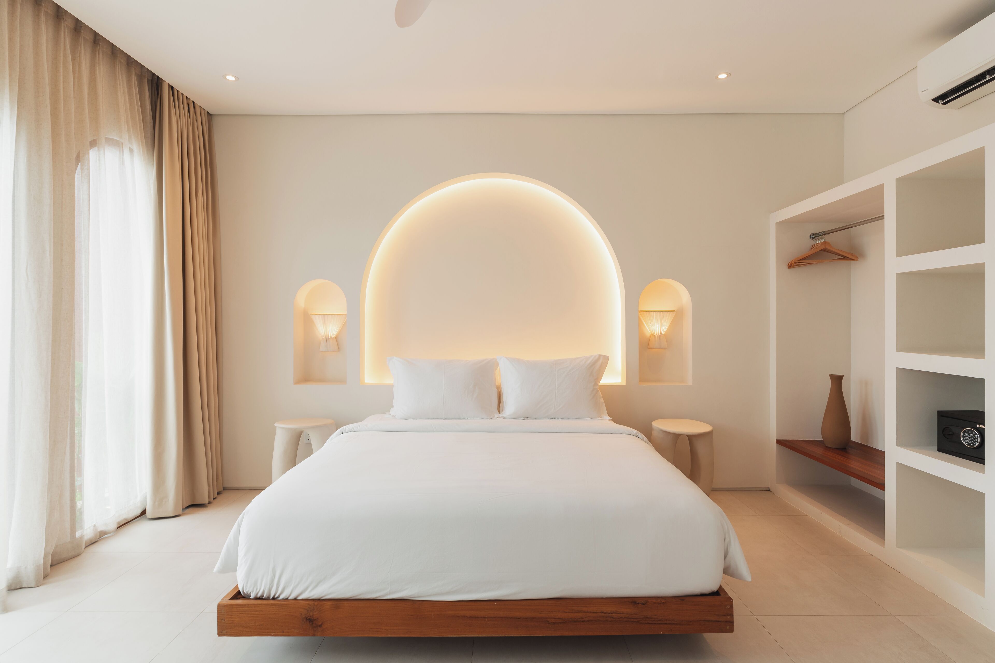 Vila Deluks, 1 kamar tidur, kolam renang pribadi, pemandangan kolam renang | 1 kamar tidur, seprai premium, brankas, dan setrika/meja setrika