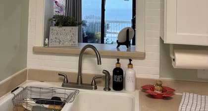 BRAND NEW LISTING! Gorgeous Gulf View 2 Bedroom 2 Bath Condo in Prime Location