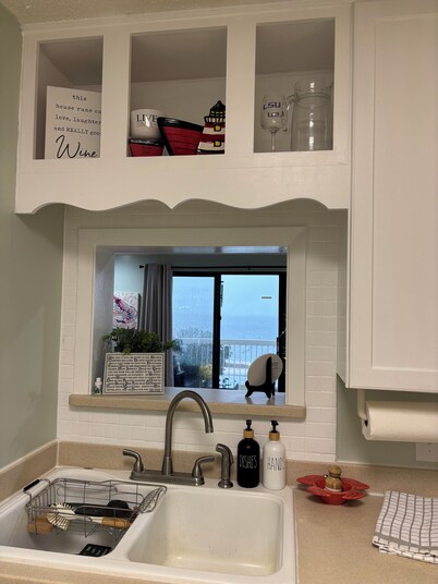 BRAND NEW LISTING! Gorgeous Gulf View 2 Bedroom 2 Bath Condo in Prime Location