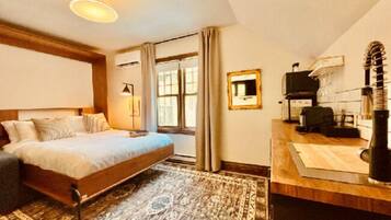 尊榮雙人房, 1 間臥室, 非吸煙房, 庭園景觀 | 獨特裝潢、免費無線上網