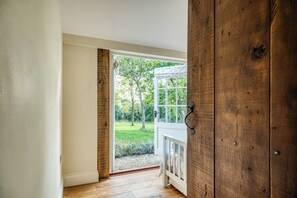 Exterior - The Cider Barn - Gorgeous 2BD Near Bath (Bath)