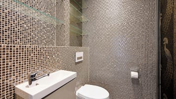 Apartment | Bathroom | Hair dryer