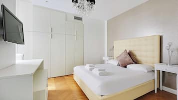 Apartment | 2 bedrooms, iron/ironing board, bed sheets