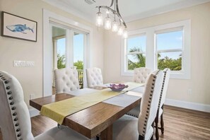 Dining - Tideview Haven- 5 bedroom with pool& dock (Key West)