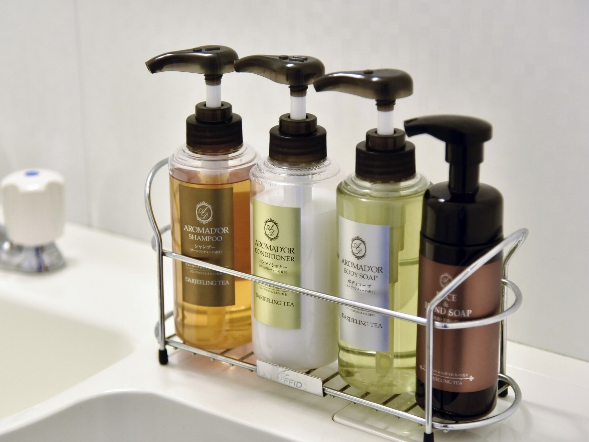 Bathroom amenities