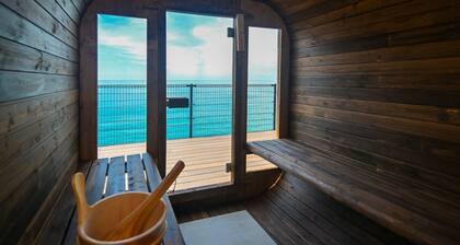Entire building available Private sauna pool o / Konan Kōchi