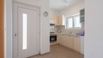 Fridge, microwave, dishwasher, toaster