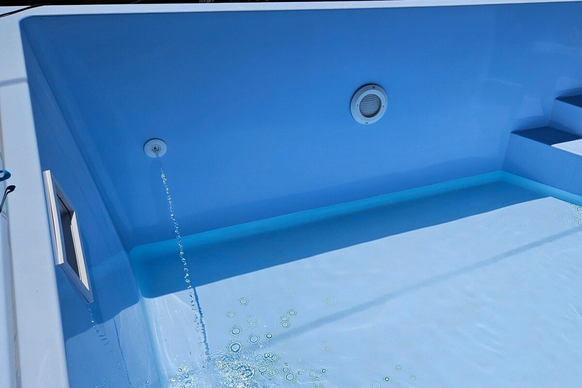 Elite Apartment, 3 Bedrooms | Pool
