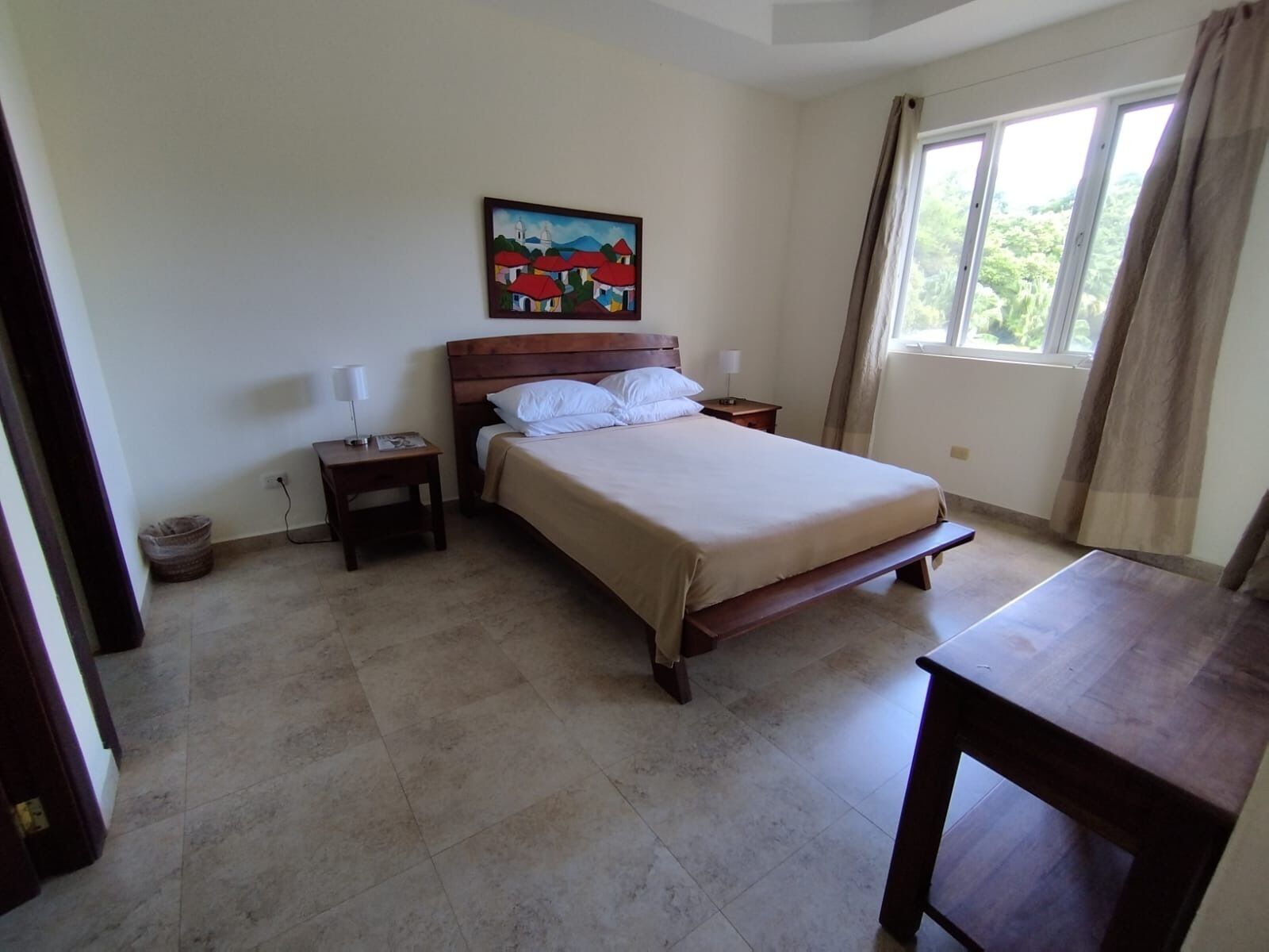 2 makuuhuonetta, Wi-Fi, vuodevaatteet