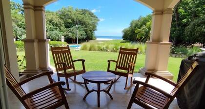 Hacienda Iguana 2 bdrm 2 bth Surf Condo w/pool