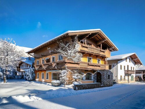 Charmante Pension im Zentrum, 270m zum Skibus