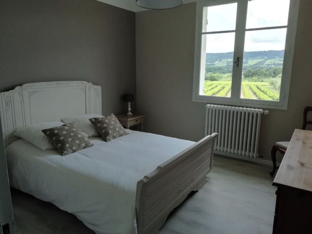 4 chambres, fer et planche à repasser, Wi-Fi gratuit, draps fournis