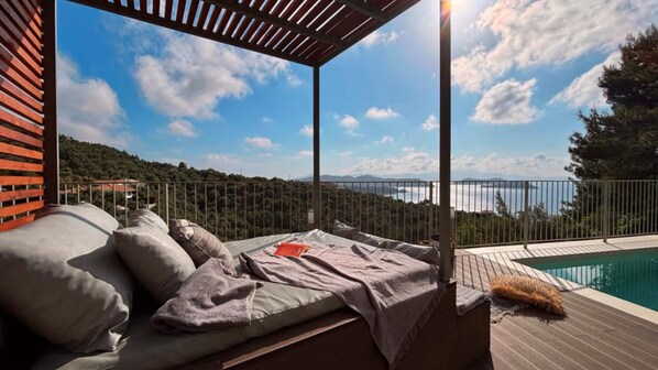 Terrace/patio - Cactus Suberb Suite With Private Pool (Achladias)