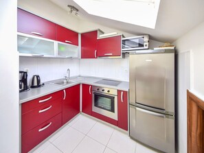 Microwave, oven