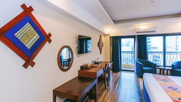 Superior Double or Twin Room, City View | Kalis bunyi, Wi-fi percuma