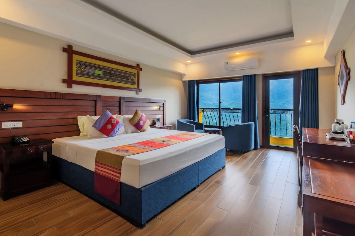 Panorama Room, Valley View | Soundproofing, free WiFi
