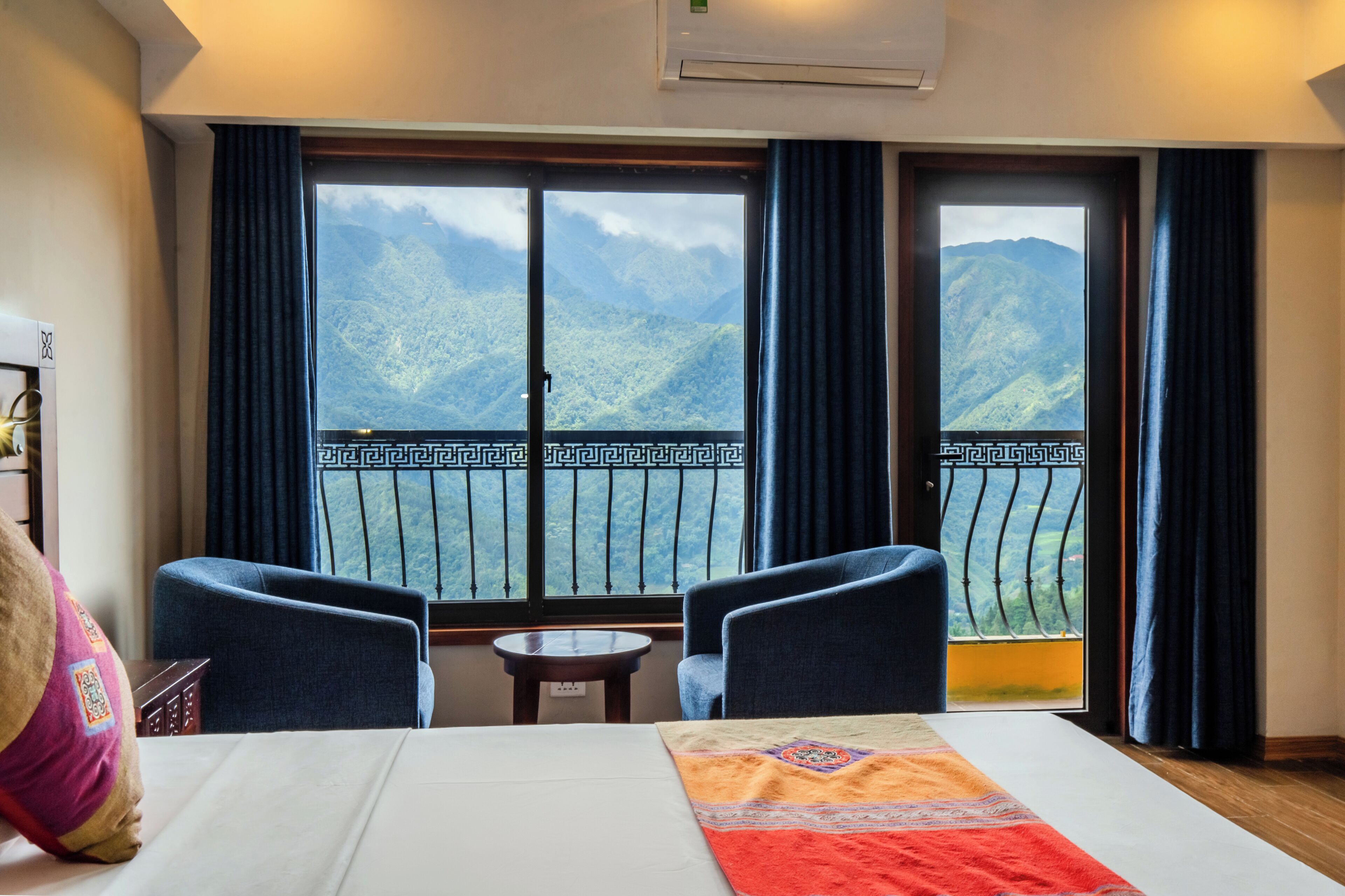 Panorama Room, Valley View