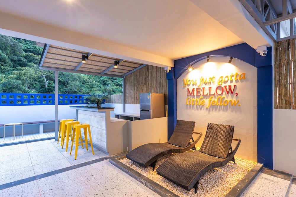 Mellow Poshtel - Kata Beach