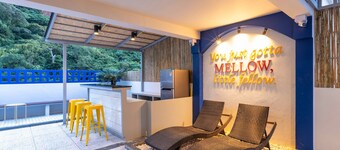 Mellow Poshtel - Kata Beach