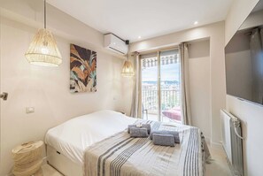 2 chambres, fer et planche Ă repasser, Wi-Fi, draps fournis