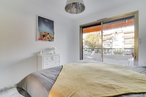 1 habitación, tabla de planchar con plancha y acceso a internet