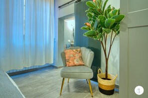 Interior - Charming courtyard house just two train stops from RHO-FIERA (Parabiago)