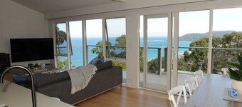 LaVista - relax at the top with this amazing outlook. Take in the Skyline !