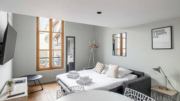 1 bedroom, iron/ironing board, travel crib, free WiFi