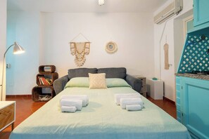 Apartment, 1 Bedroom, Smoking - Porto Rotondo - Appartamento in Centro, 8 Minuti Da Spiaggia Ira (Olbia)