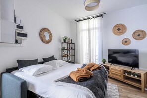1 chambre, fer et planche à repasser, Wi-Fi, draps fournis