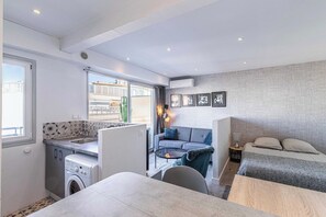Interior - Magnificent studio in the center of Cannes / Terrace - 30m2 (Cannes)