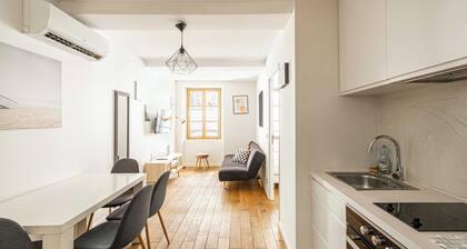Cosy T2 rénové - rue Meynadier Cannes Centre - 2BR/4p