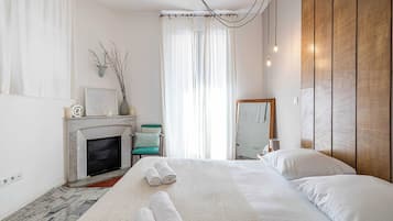 2 slaapkamers, een strijkplank/strijkijzer, reisbedje, gratis wifi