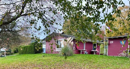 The red house by the lake - vacation home in a fantastic location
