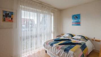 2 chambres, fer et planche à repasser, lit parapluie, Wi-Fi gratuit