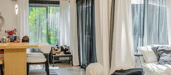 Charming 2-bedroom condo in peaceful Lake Forest, 1414ft, Good location