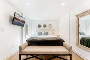 3 chambres, fer et planche à repasser, Wi-Fi gratuit, draps fournis