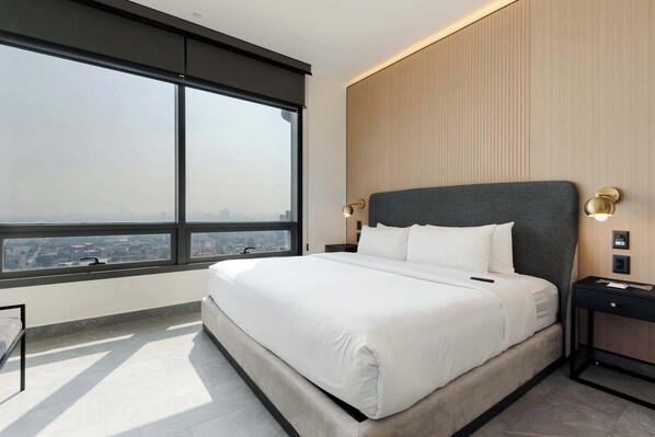 1 bedroom, iron/ironing board, travel crib, WiFi