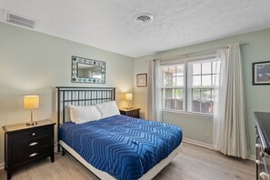 3 Schlafzimmer, Bügeleisen/Bügelbrett, kostenloses WLAN, Bettwäsche