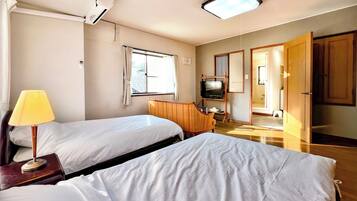 Deluxe House, 3 Bedrooms | 3 bedrooms, free WiFi, bed sheets