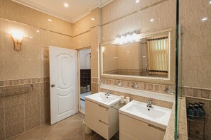 Villa, Garden View | Bathroom