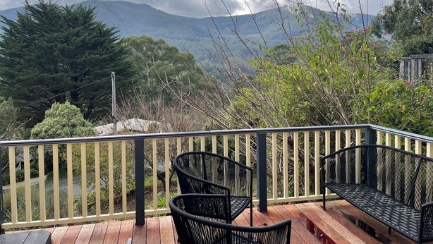 Property grounds - 'Pippa's Place'
Family friendly, newly renovated sanctuary atop Mt Little Joe (Warburton)