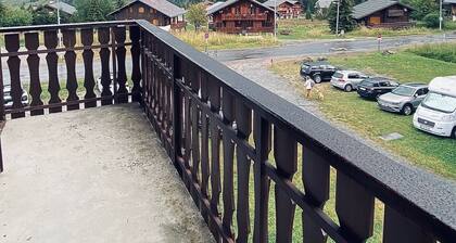 Praz de Lys resort, duplex apartment 200 metres from the ski lifts