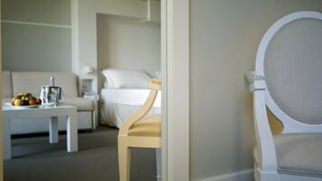 1 Schlafzimmer, BĂŒgeleisen/BĂŒgelbrett, WLAN, BettwĂ€sche