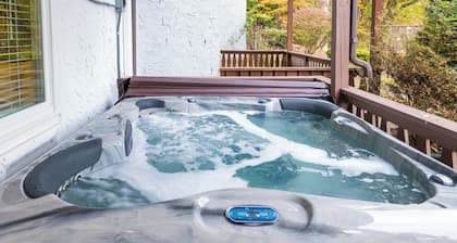 Gemutliche Wohnung - hot tub, full kitchen, WiFi