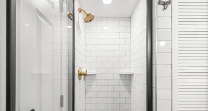 Gemutliche Wohnung - hot tub, full kitchen, WiFi